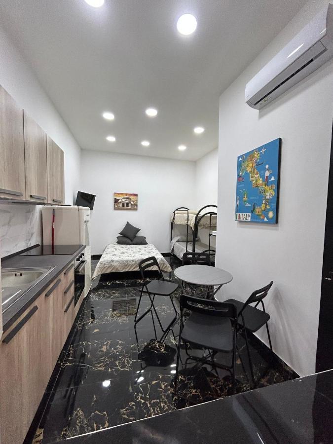Apartamento Dora House Valentino Nápoles Exterior foto