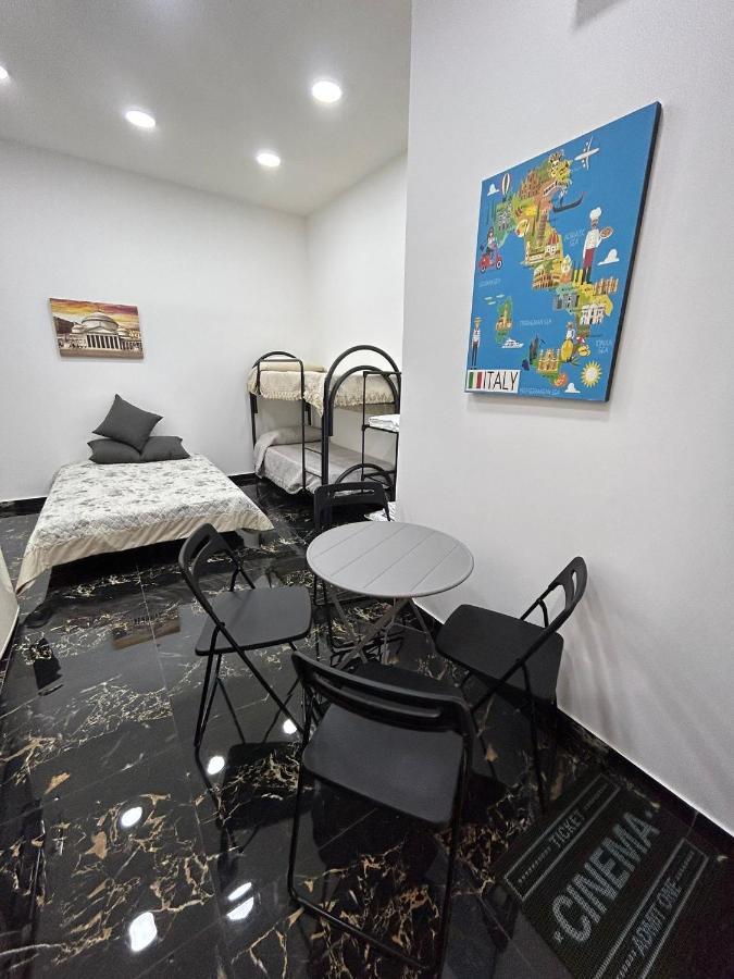 Apartamento Dora House Valentino Nápoles Exterior foto
