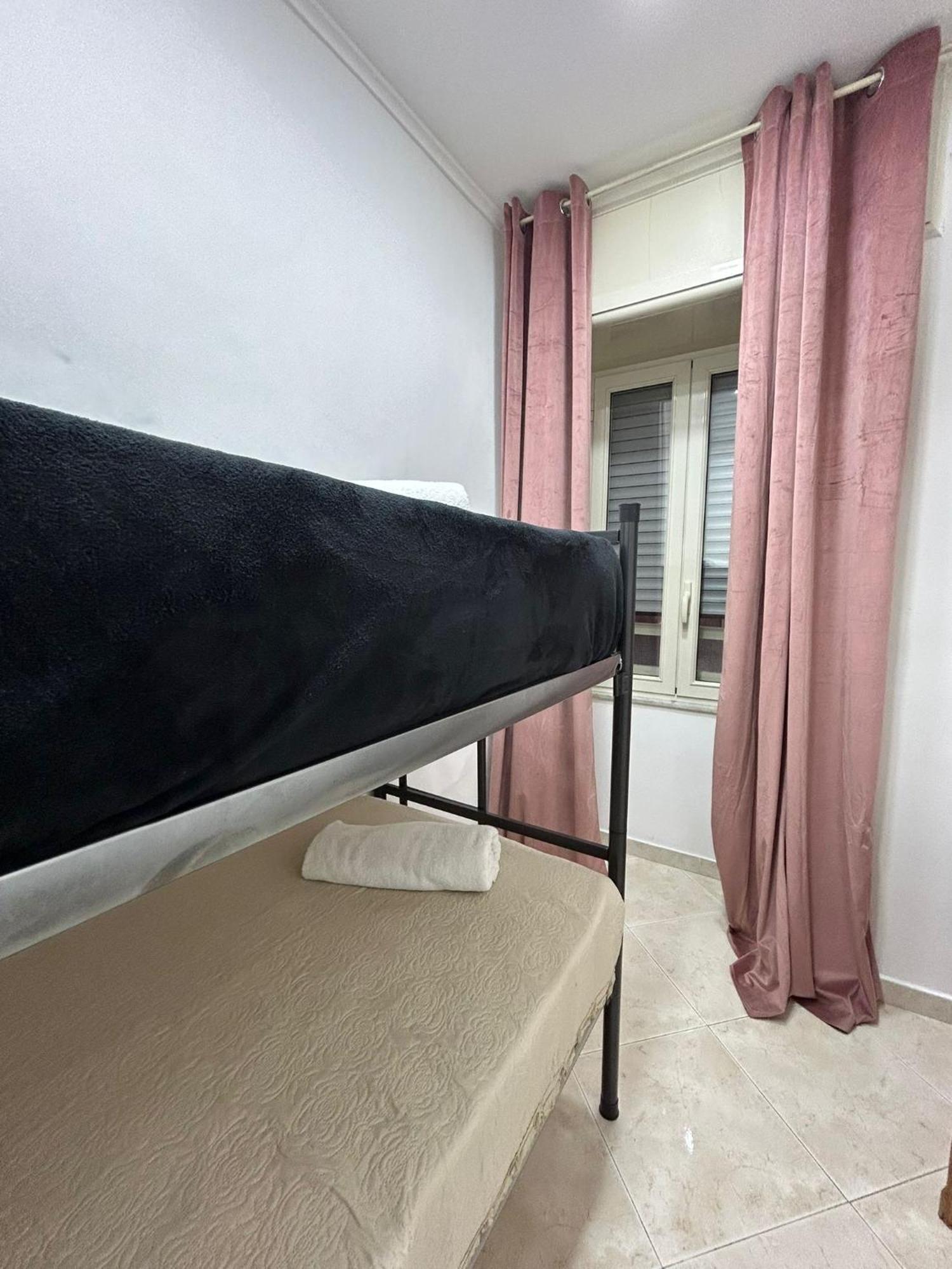 Apartamento Dora House Valentino Nápoles Exterior foto
