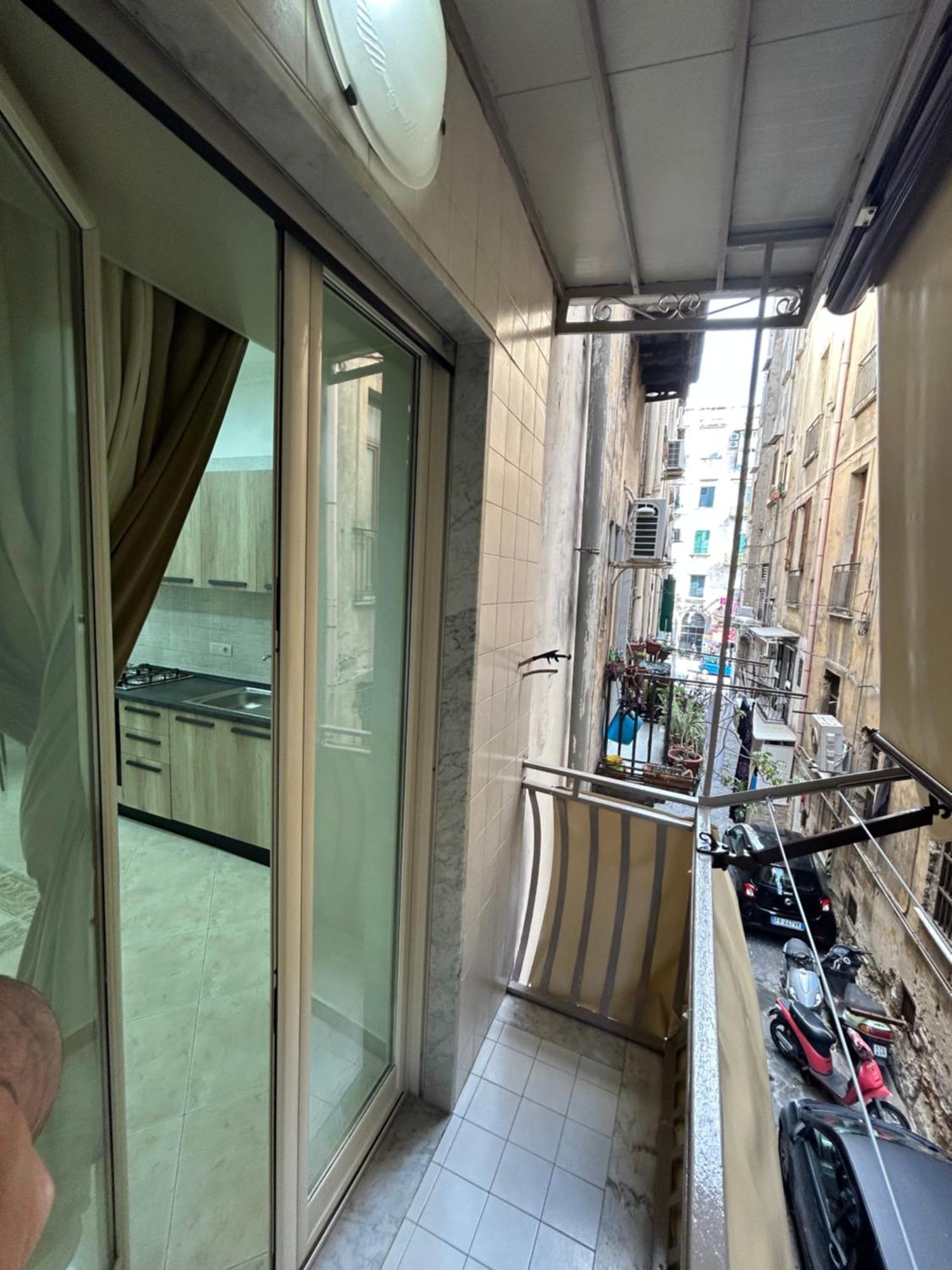 Apartamento Dora House Valentino Nápoles Exterior foto