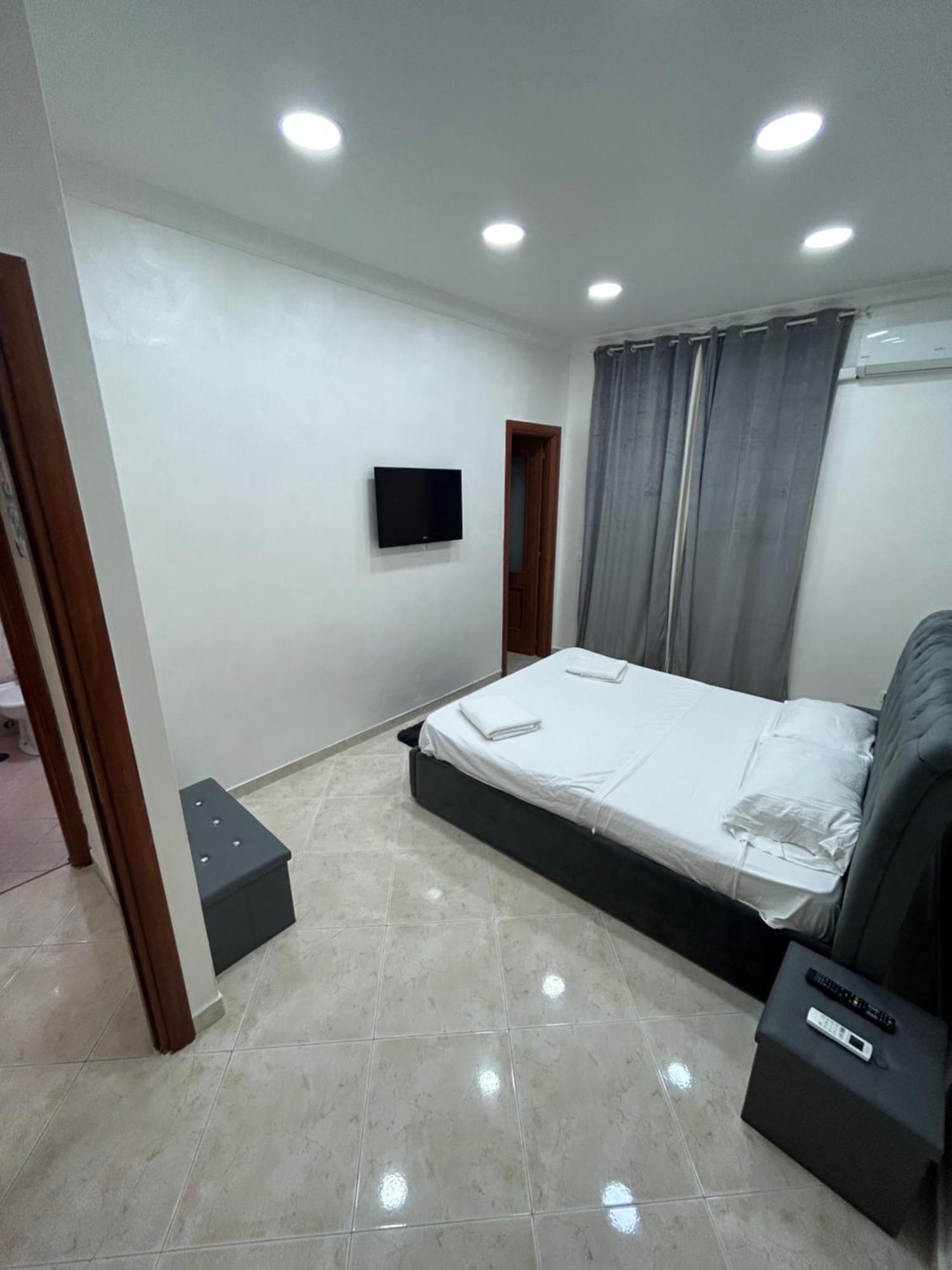 Apartamento Dora House Valentino Nápoles Exterior foto