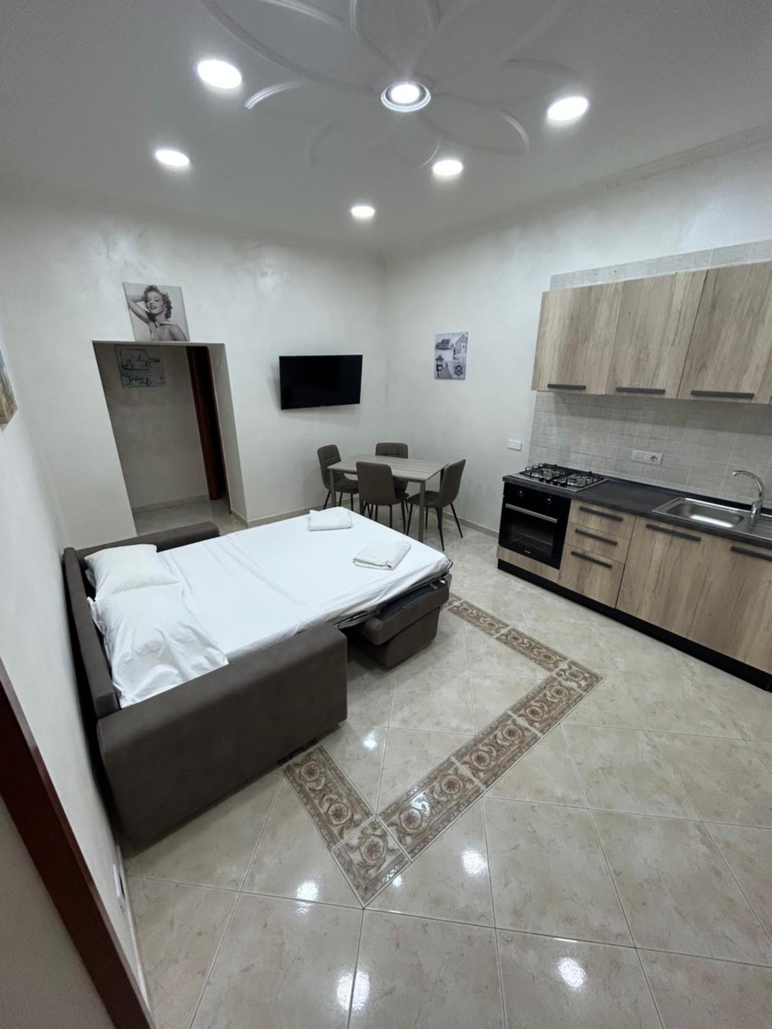 Apartamento Dora House Valentino Nápoles Exterior foto