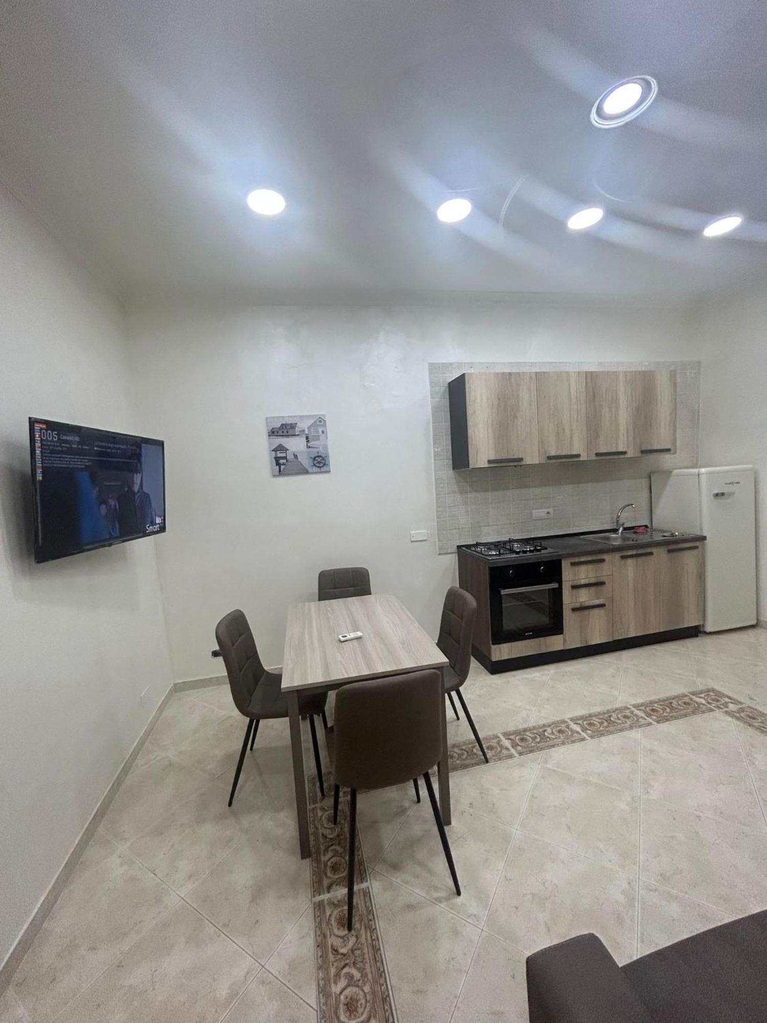 Apartamento Dora House Valentino Nápoles Exterior foto