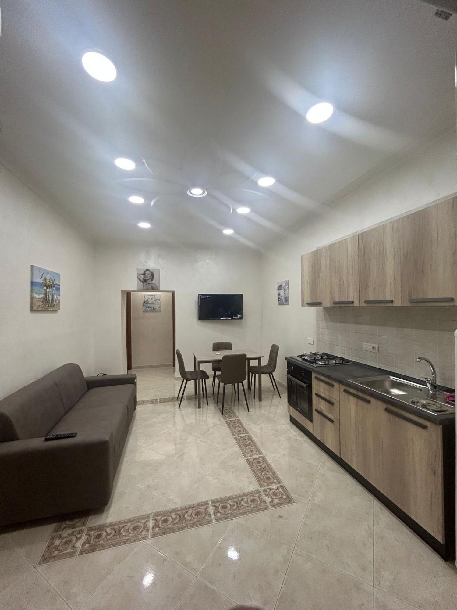 Apartamento Dora House Valentino Nápoles Exterior foto
